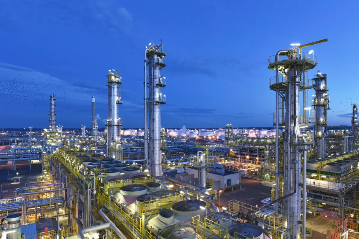 Refinery Img